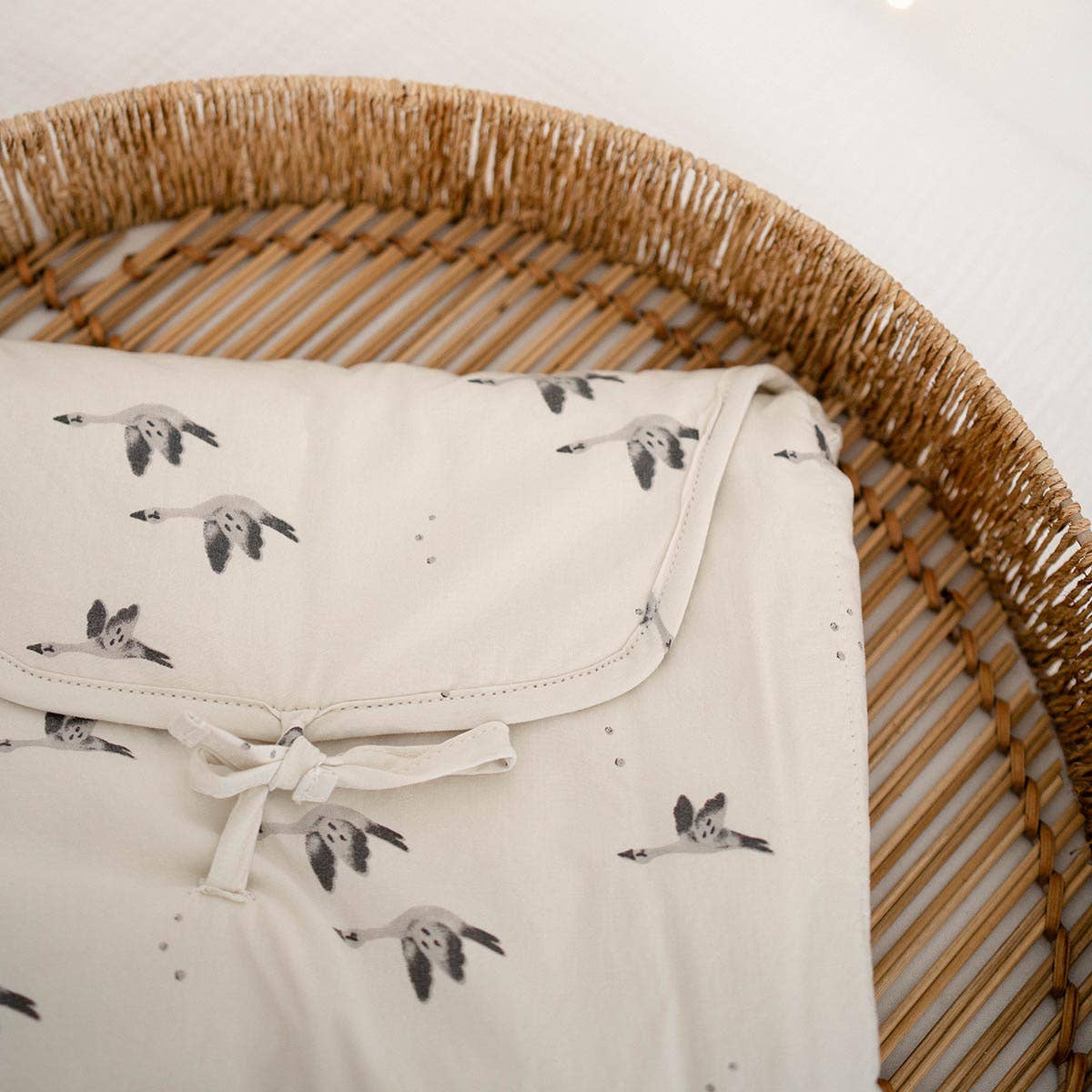 CHARLY NOMAD BABY CHANGING MAT GOOSE NATURAL: NATURAL / GOOSE / 50*70 cm open