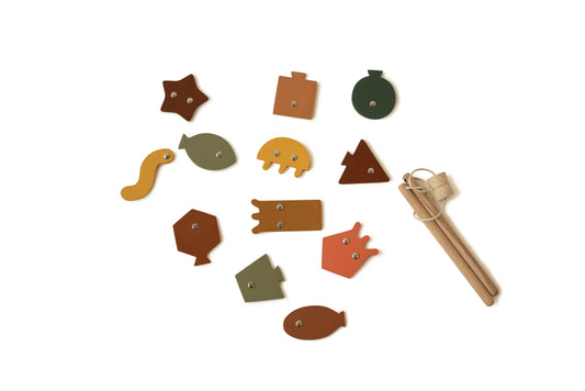 FISHING GAME ON MAGNETS COLOUR