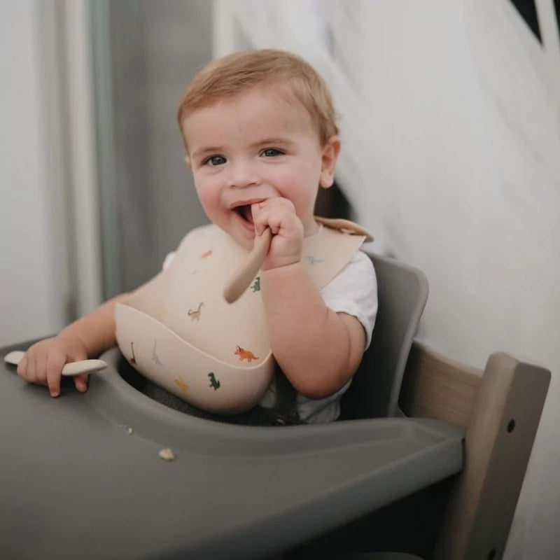 MUSHIE SILICONE BIB