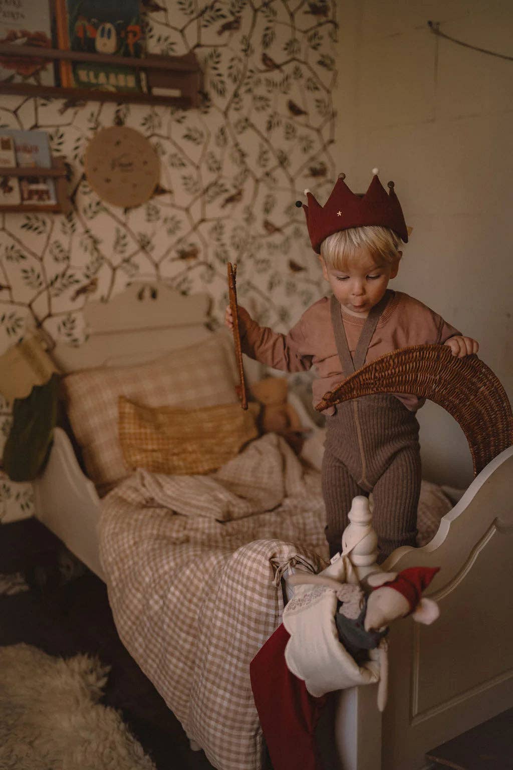 TISU children's crown, Rouge