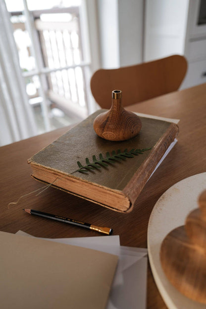 Oak Candle Holder: Shiny Brass Socket