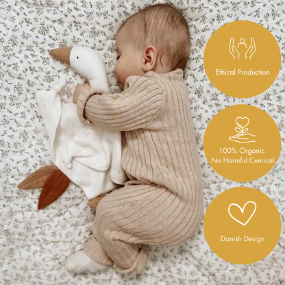 ORGANIC COTTON CUDDLE GOOSE