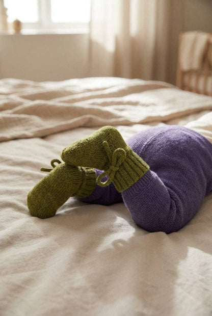 Wollen Baby Socks / Newborn Socks - Merino Wool - Pickle