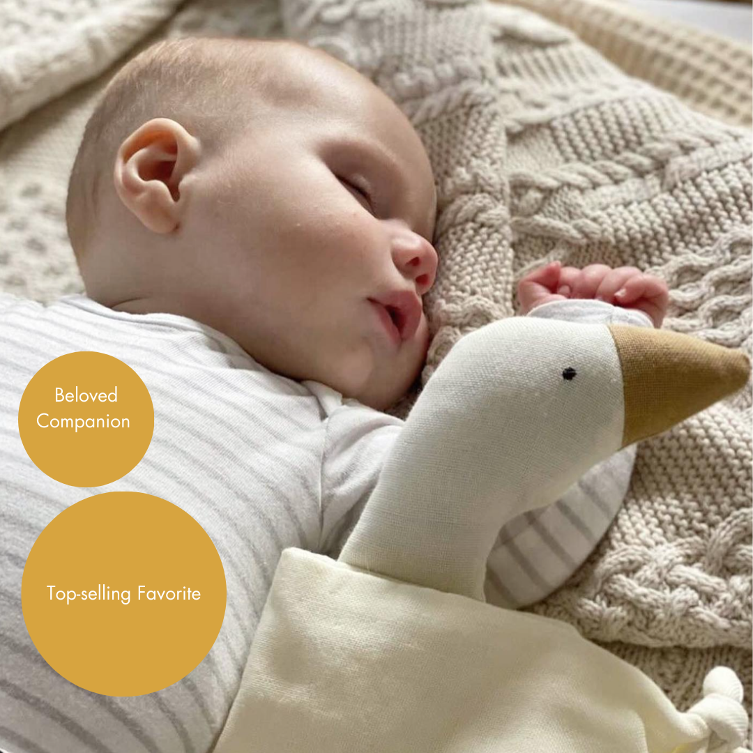 ORGANIC COTTON CUDDLE GOOSE