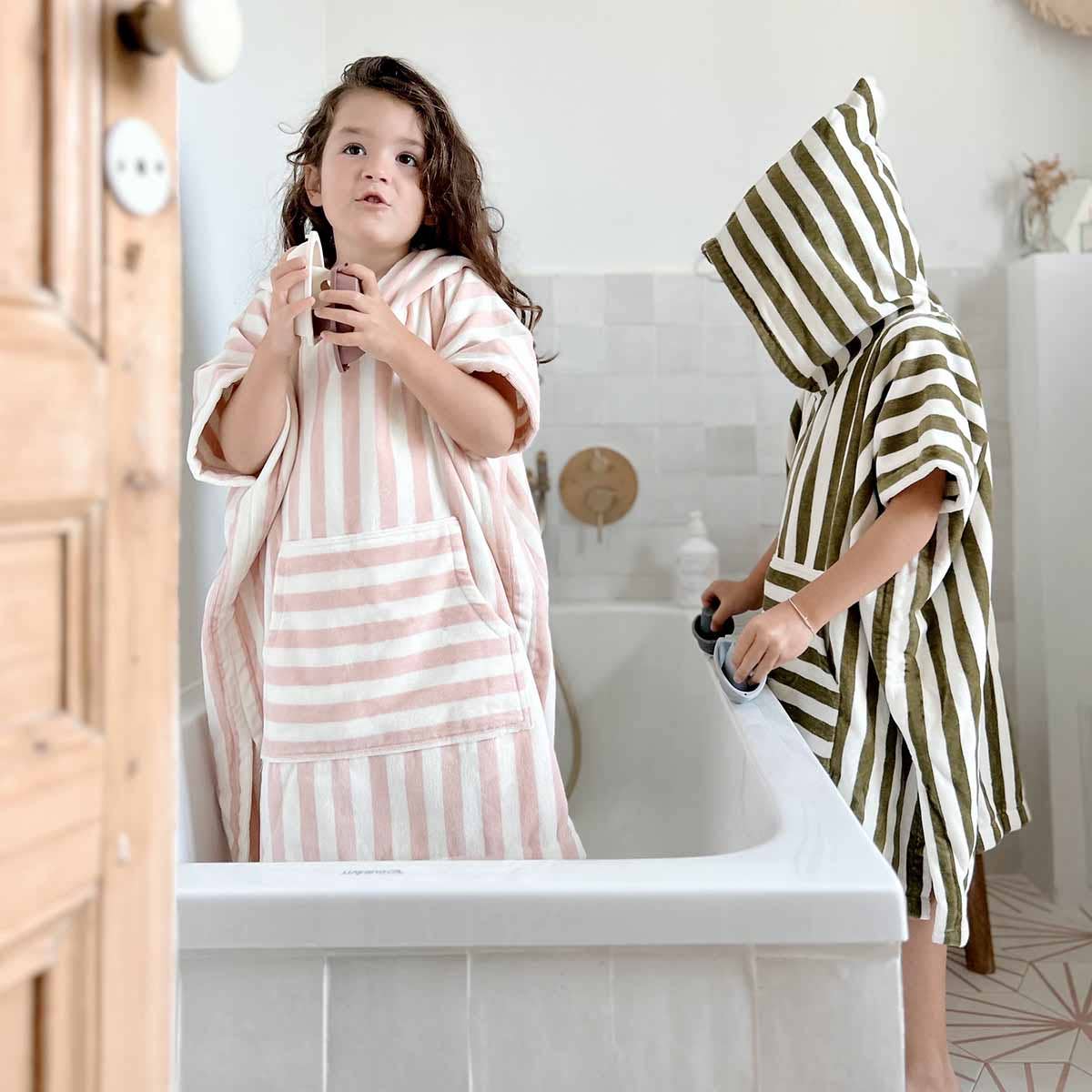 SUZON STRIPE KHAKI PONCHO KIDS: PERSIMMON / M 4/6 YEARS