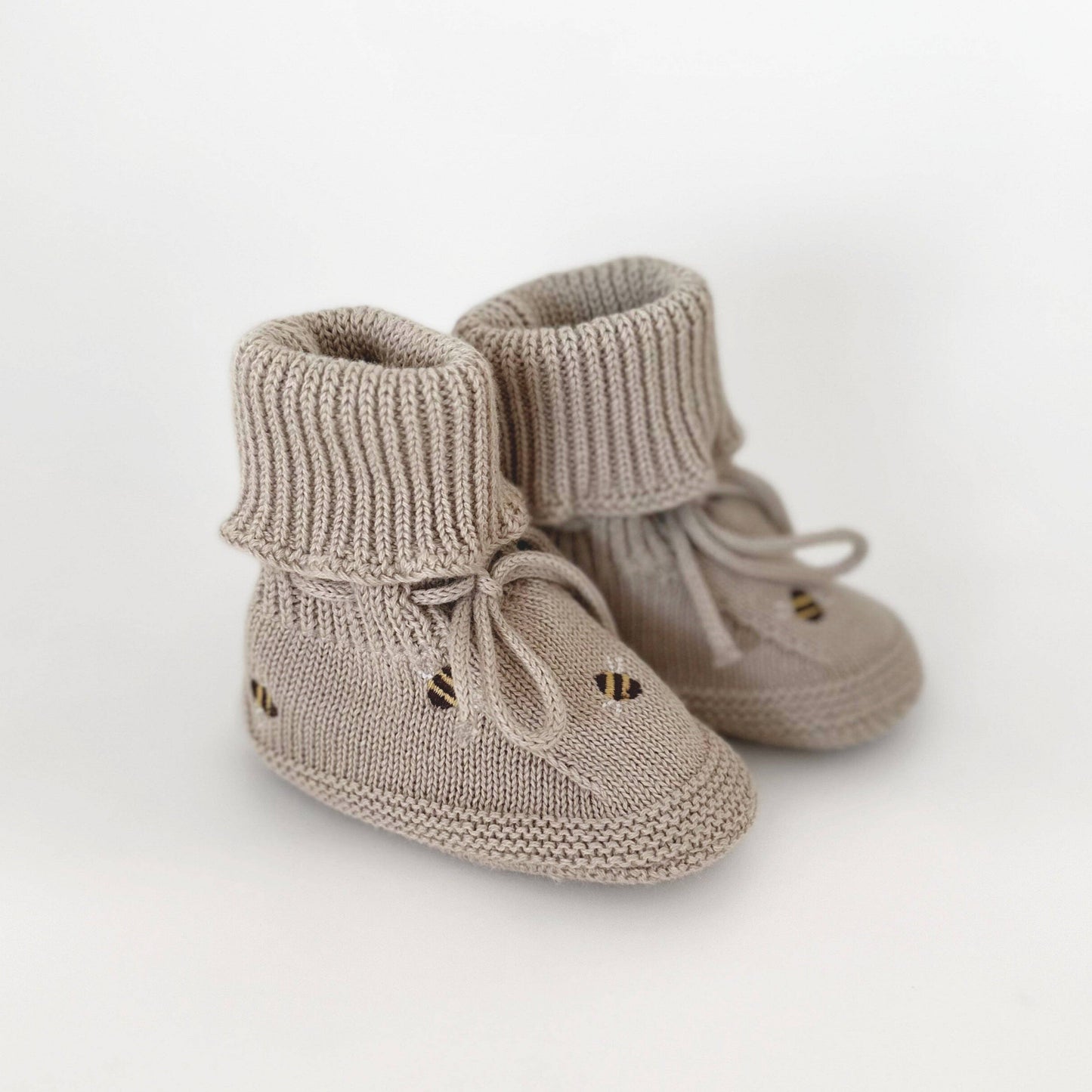 BOOTIES - Honey Beee: 0-3-months