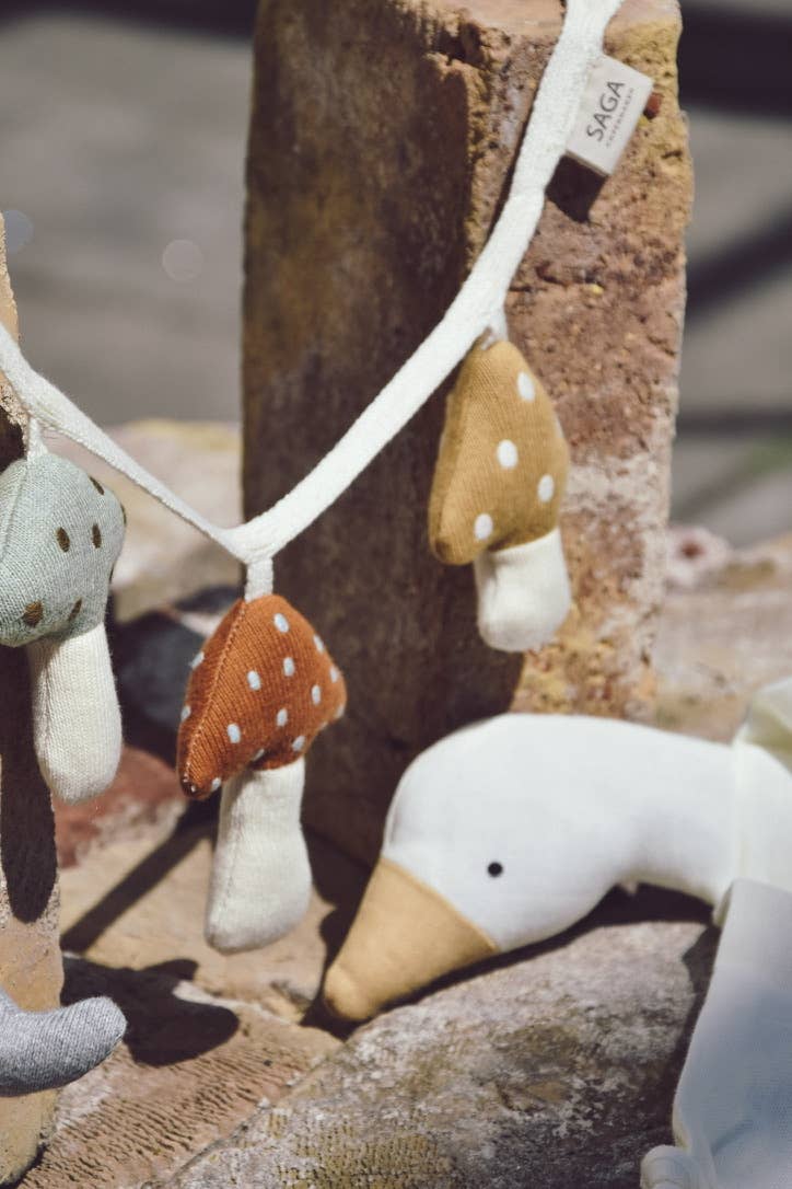ORGANIC COTTON CUDDLE GOOSE