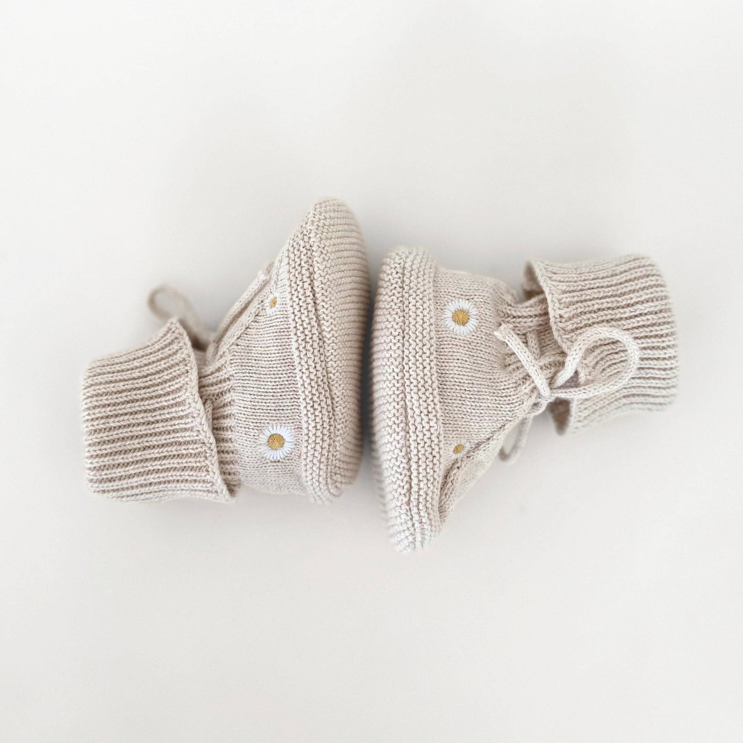 BOOTIES - Daisy Bloom: 0-3 months