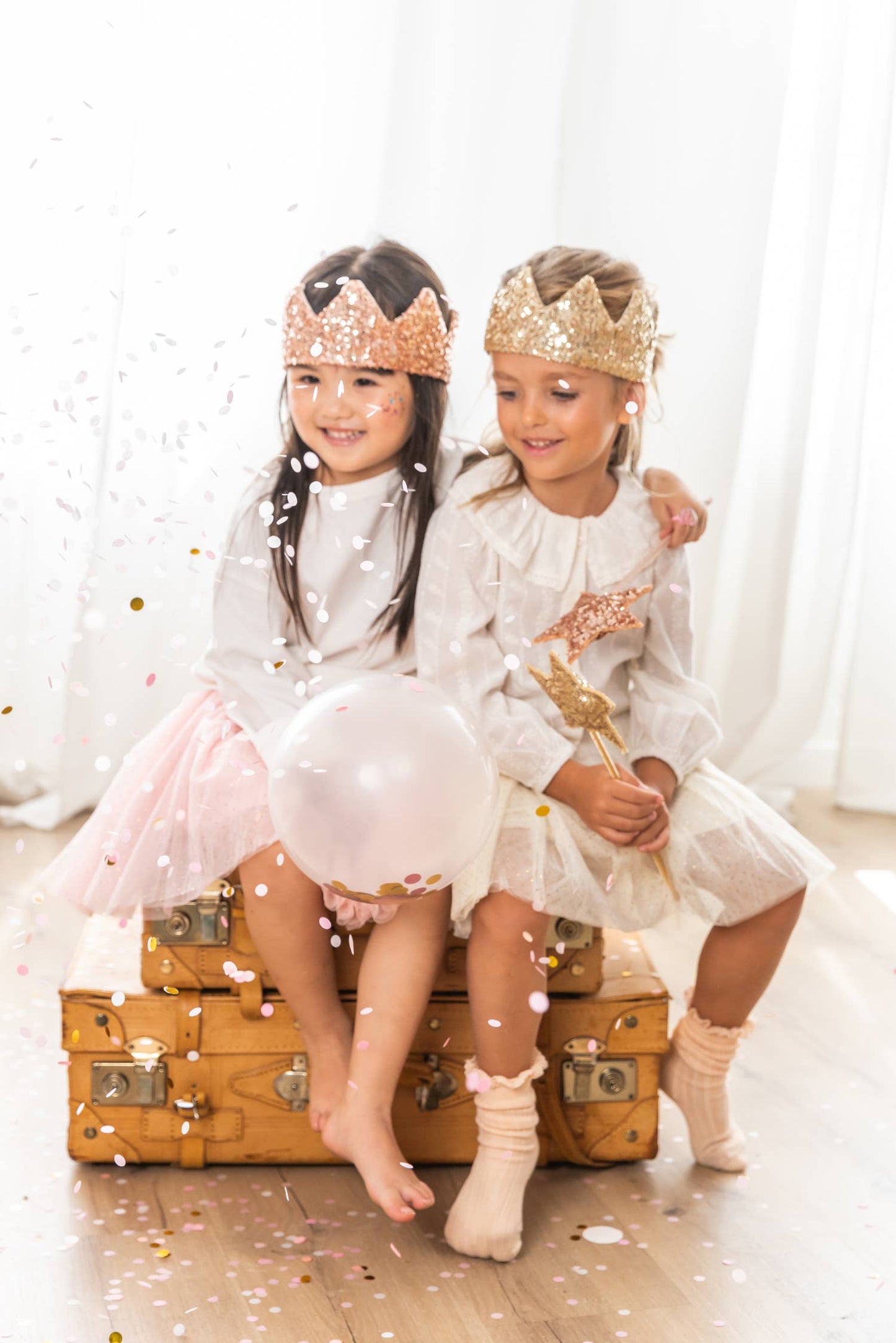 SEQUINS ROSES CROWN