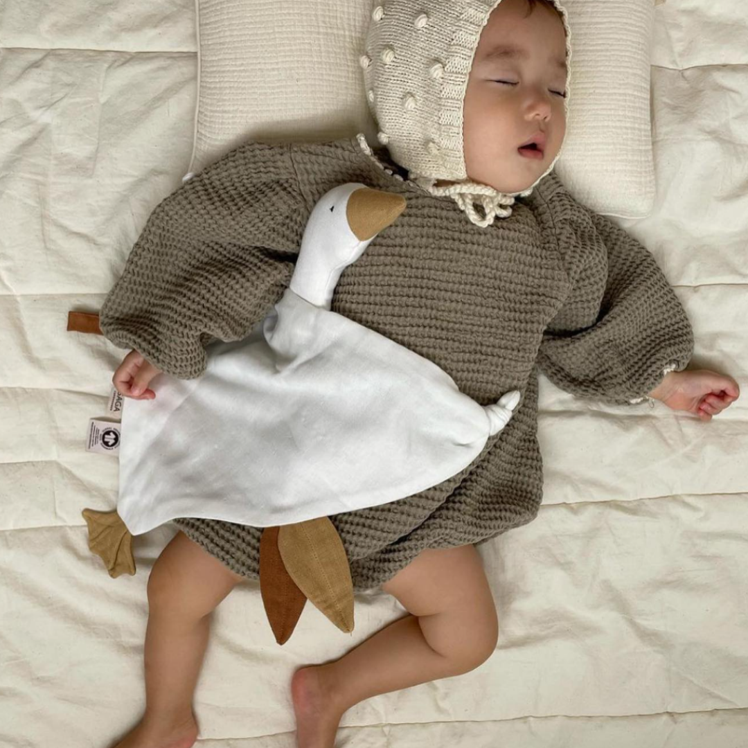 ORGANIC COTTON CUDDLE GOOSE