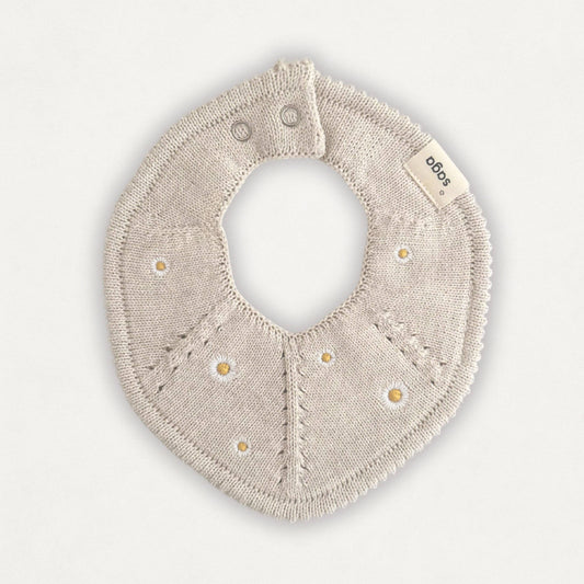 KNITTED BABY BIB- Daisy Bloom