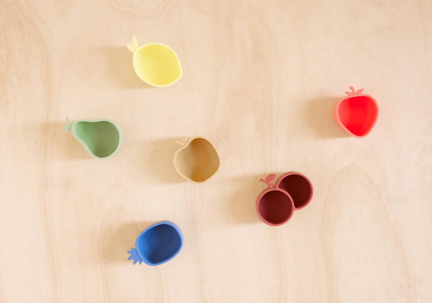 YUMMY STRAWBERRY & CHERRY SNACK BOWLS