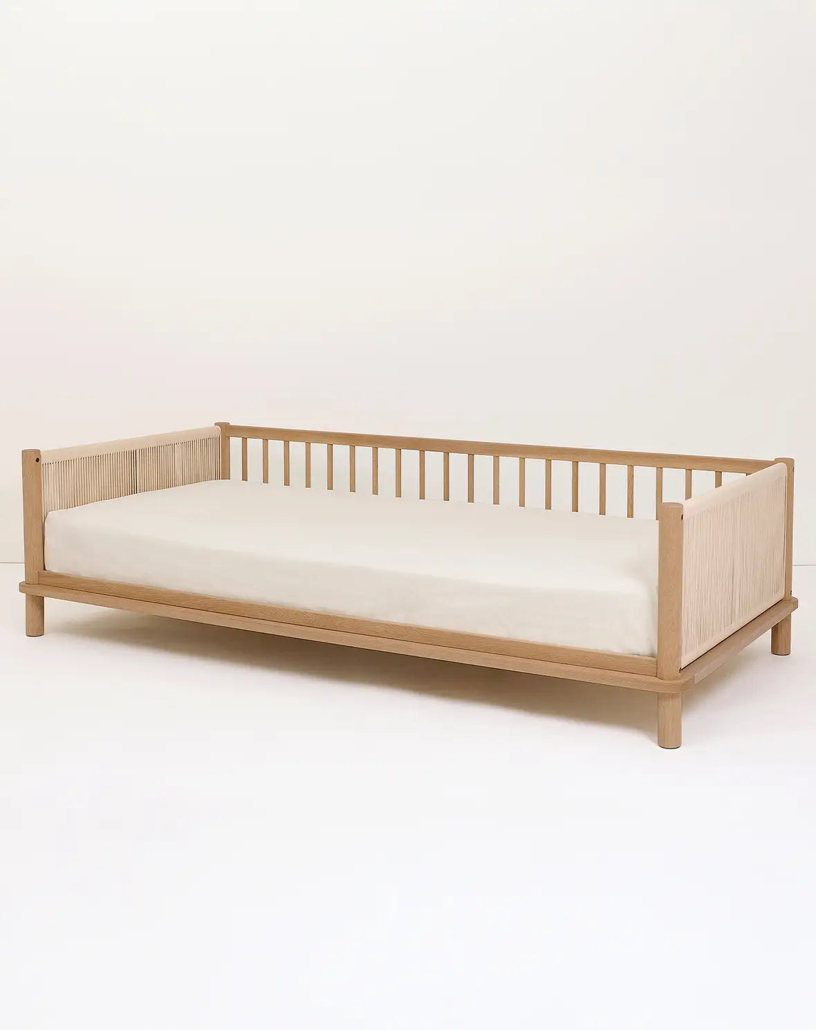 Latitude Single Bed Security Kit Sofa Extension Natural – Nobodinoz