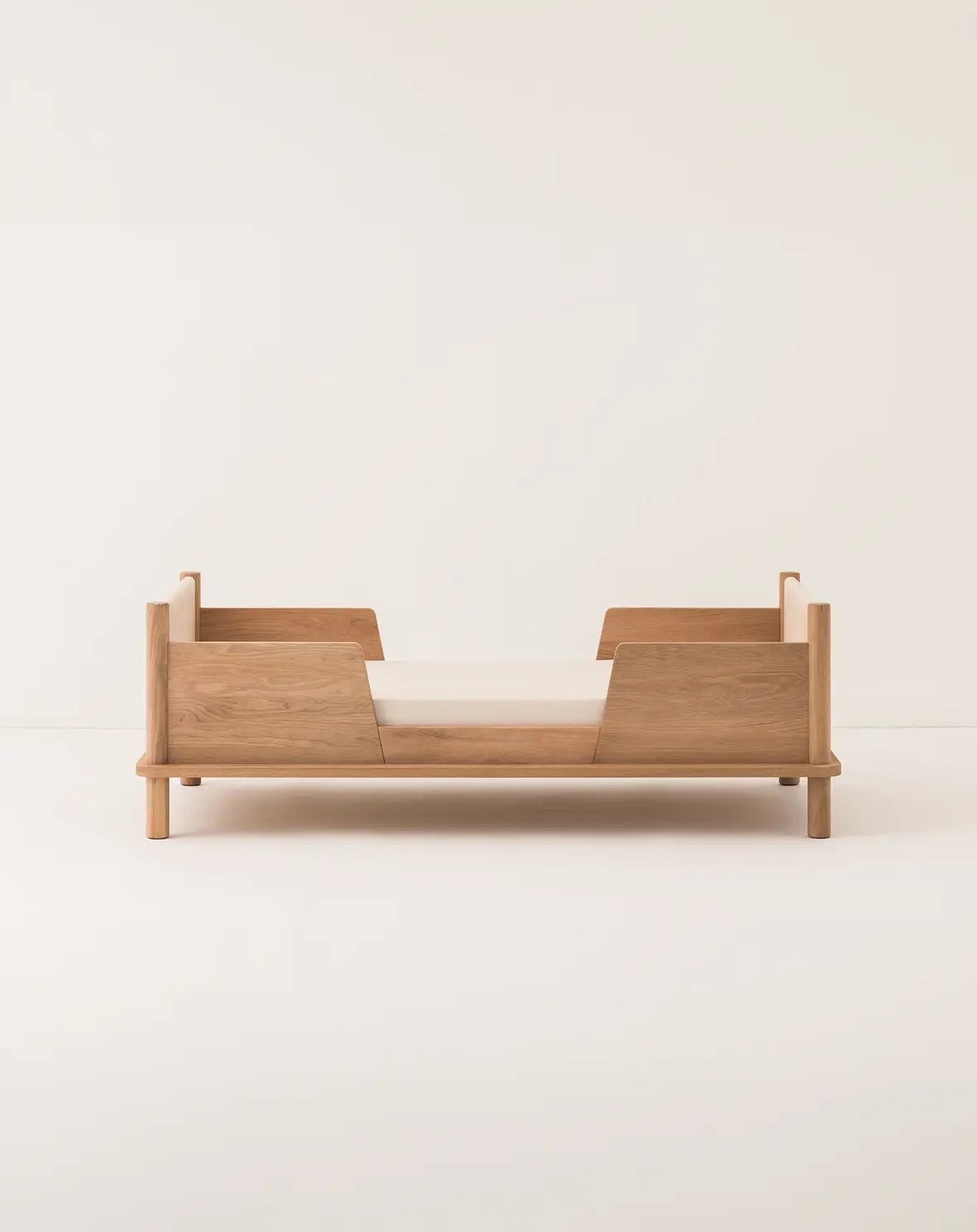 Latitude Junior Bed Set with Two Safety Rails – Nobodinoz