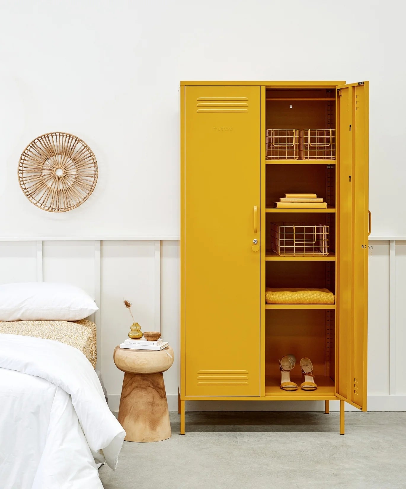 The Twinny Locker – Mustard Made