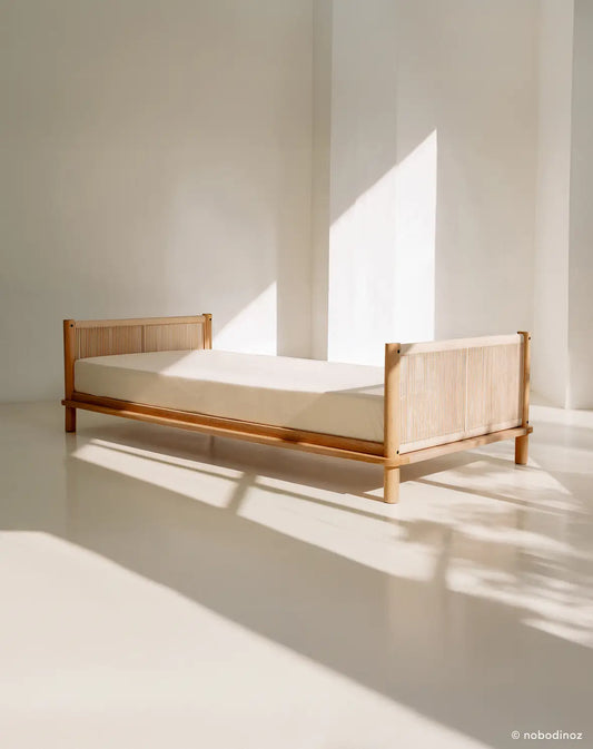 Latitude Single Bed Solid Oak Wood Natural – Nobodinoz